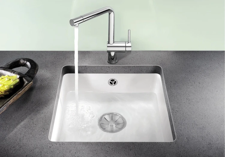 7b9eddaacc891728ac46b6e29a9cf7f3