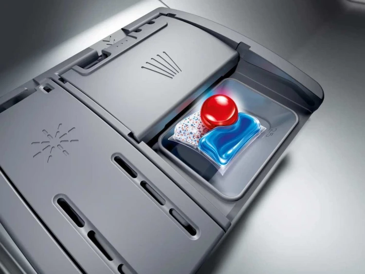 29615f18195a54304fd3896b8653cd72
