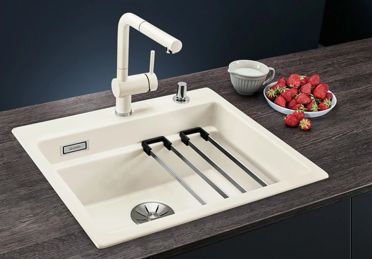 738af56546494586ec2bc6195091e196