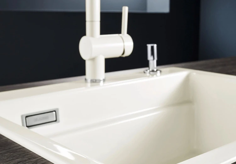 b37984d548100251fd36e5df224e9e6d